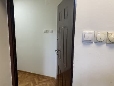 Izdavanje dvosoban stan Voždovac 54m²