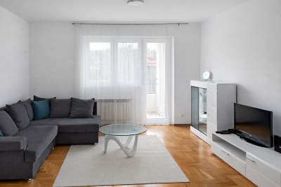 Izdavanje jednosoban stan Višnjička Banja, Palilula 42m²