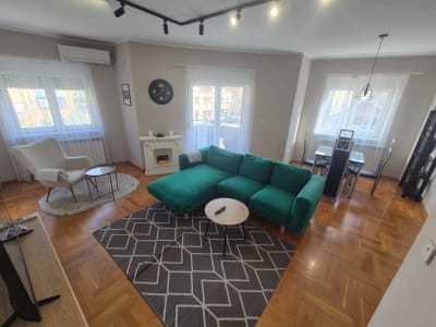 Izdavanje trosoban stan 27. marta, Palilula 70m²