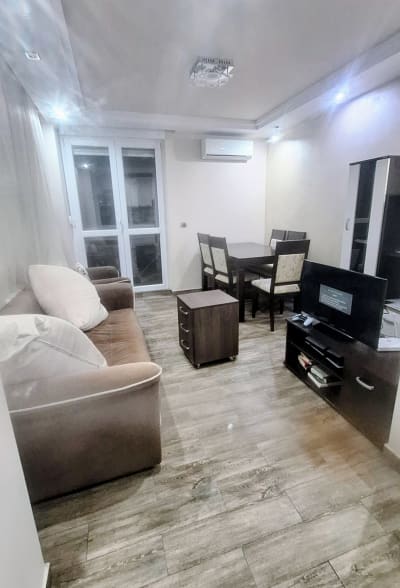Prodaja 2.5-soban stan Blok 21, Novi Beograd 64m²