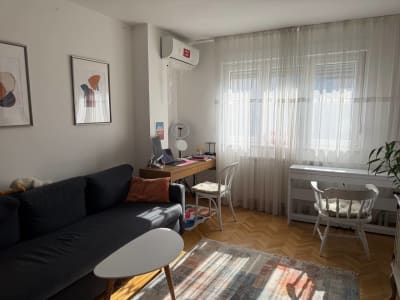 Izdavanje dvosoban stan Beograd 53m²