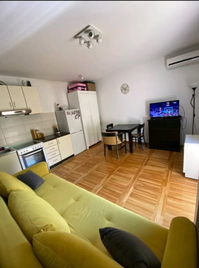 Izdavanje 1.5-soban stan Mirijevo, Zvezdara 37m²