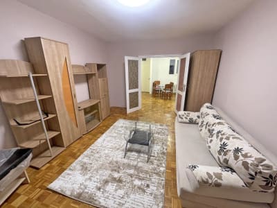 Izdavanje dvosoban stan Blok 70a, Novi Beograd 66m²