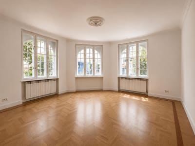 Izdavanje dvosoban stan Stari Grad 86m²