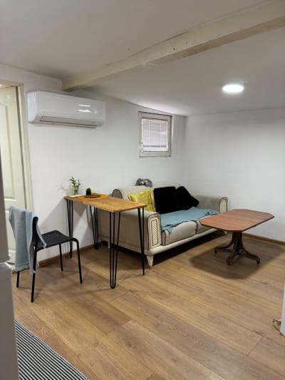Izdavanje trosoban stan Učiteljsko Naselje, Zvezdara 50m²