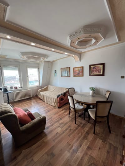 Prodaja trosoban stan Crveni Krst, Vračar 66m²