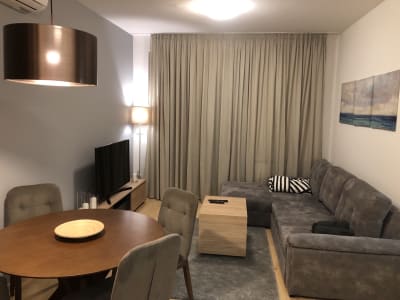 Izdavanje trosoban stan Crveni Krst Zvezdara, Zvezdara 68m²