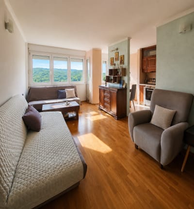Prodaja 2.5-soban stan Kanarevo brdo, Rakovica 66m²