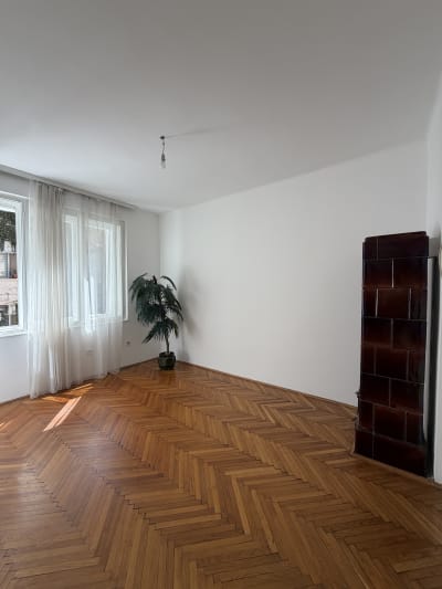 Izdavanje dvosoban stan Stari Grad 50m²