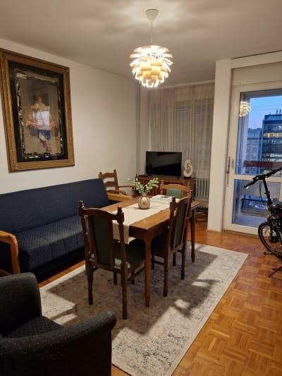 Prodaja trosoban stan Blok 23, Novi Beograd 70m²