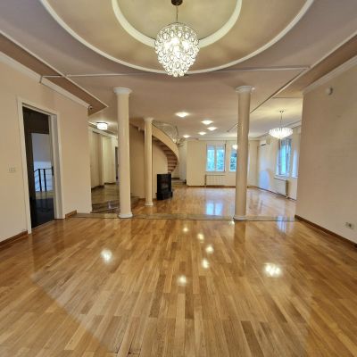 Prodaja 9-soban stan Stadion Crvene zvezde, Savski Venac 634m²