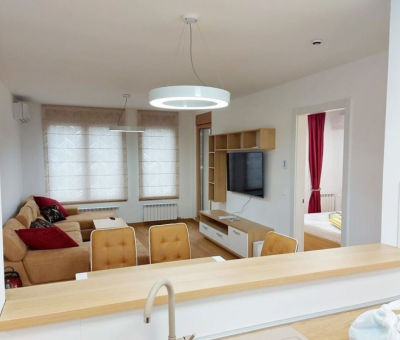 Izdavanje dvosoban stan Blok 65, Novi Beograd 52m²