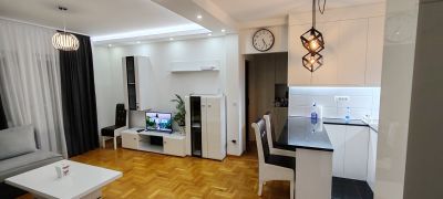 Izdavanje dvosoban stan Zemun polje – Altina, Zemun 47m²