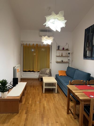 Izdavanje dvosoban stan Zvezdara 55m²