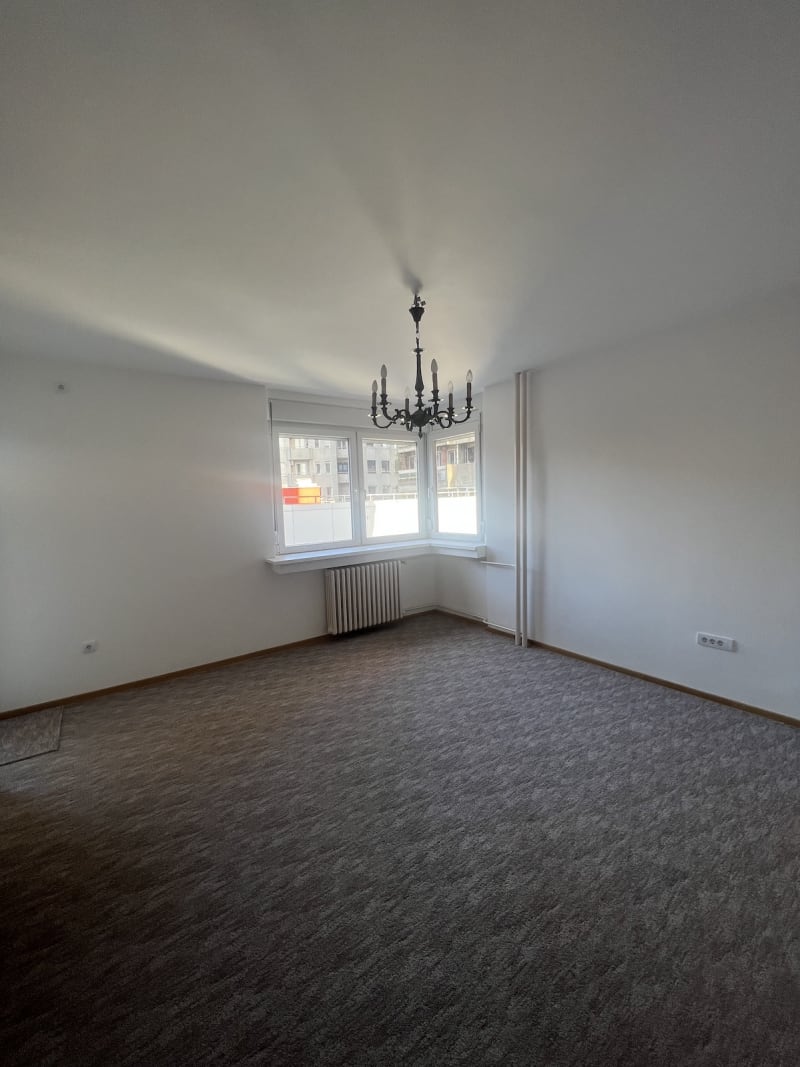 Izdajemo 2.5 stan na Vracaru - slika 2