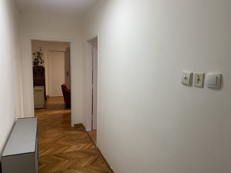 Dvosoban stan na Vozdovcu - slika 1