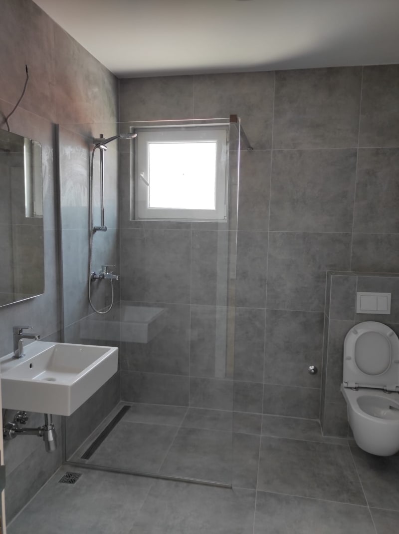 Nov, komforan stan na odlicnoj lokaciji - slika 2