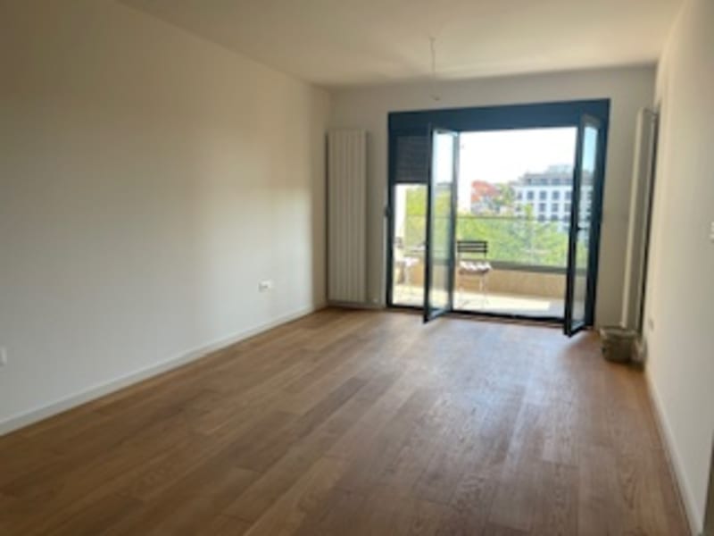 Izdajemo trosoban stan, Vracar, 65m² - slika 2