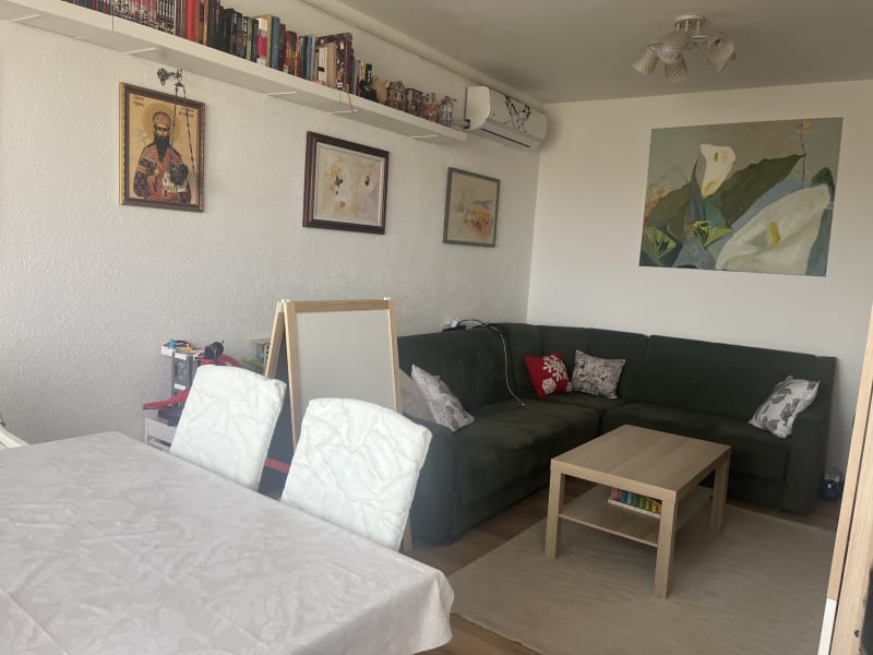 Prelep, renoviran stan u Brace Jerkovic - slika 2