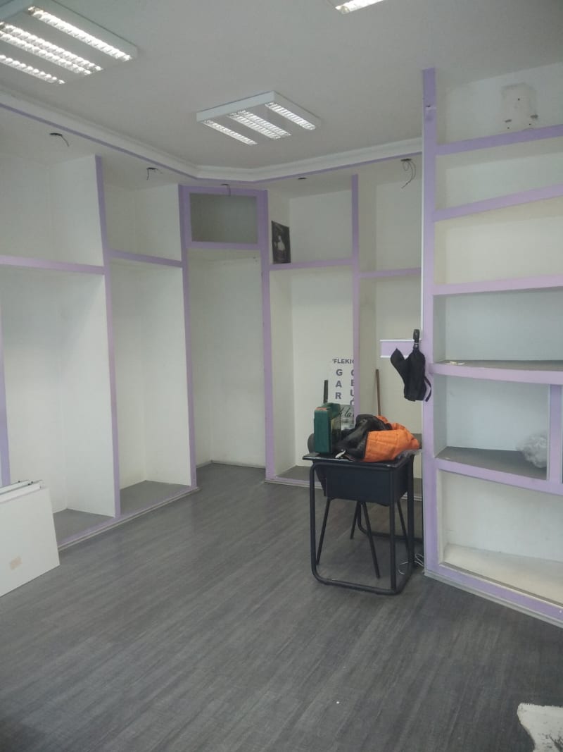 Prodaje se lokal u TC Kumodraška  - slika 2