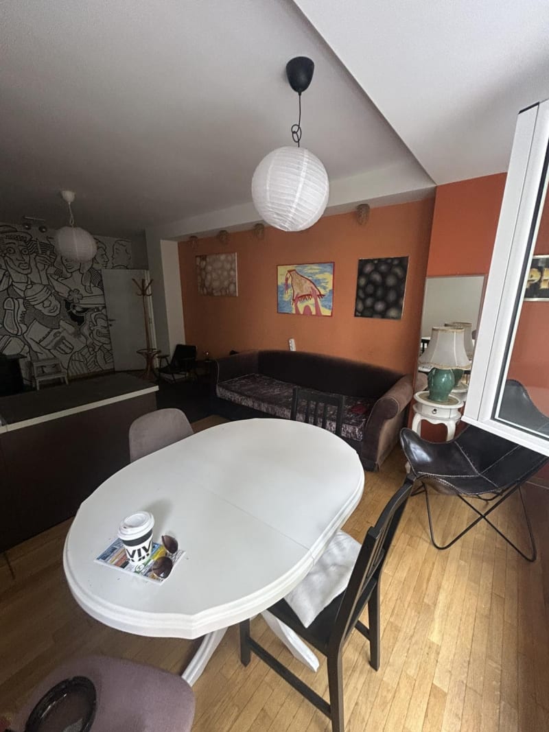 Terazije – Kralja Milana | Renoviran 61m² | Mirno dvorišno orijentisan - slika 2