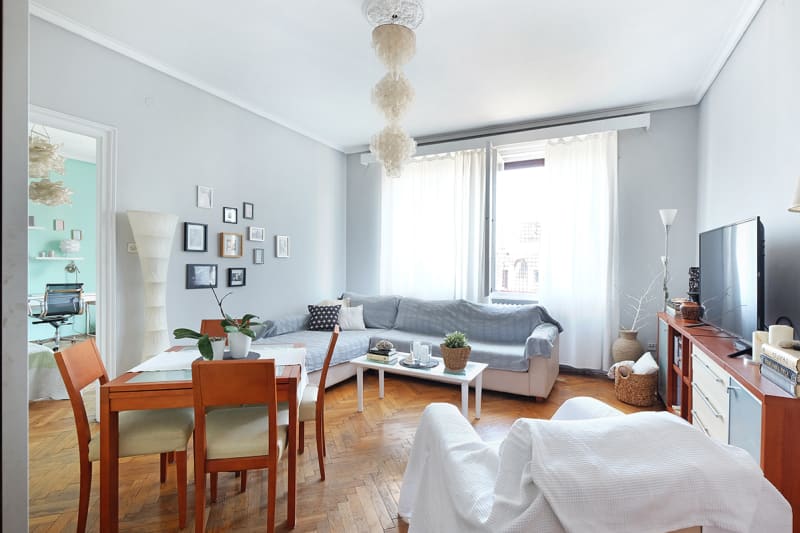 Raritetan, originalan salonac - centar - slika 1