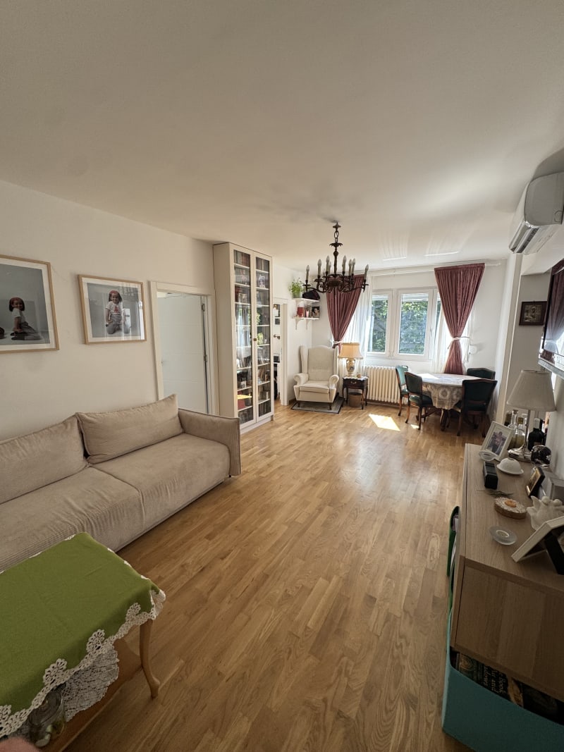 Izdajemo 3.0 stan na Novom Beogradu - slika 1