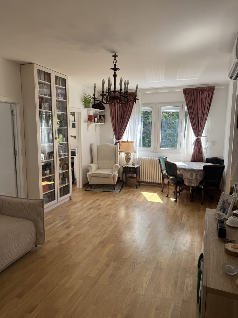 Izdajemo 3.0 stan na Novom Beogradu - slika 2