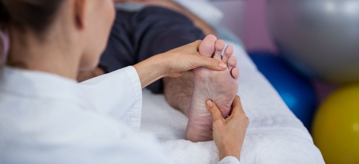 Как протича една сесия рефлексология на стъпалата