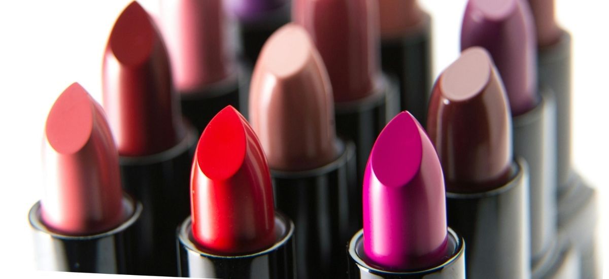 Merit Signature Lip Lightweight Matte Lipstick.jpg