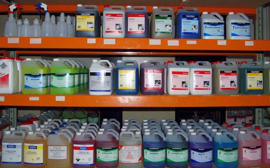 Sử dụng hóa chất vệ sinh công nghiệp đạt chuẩn quốc tế