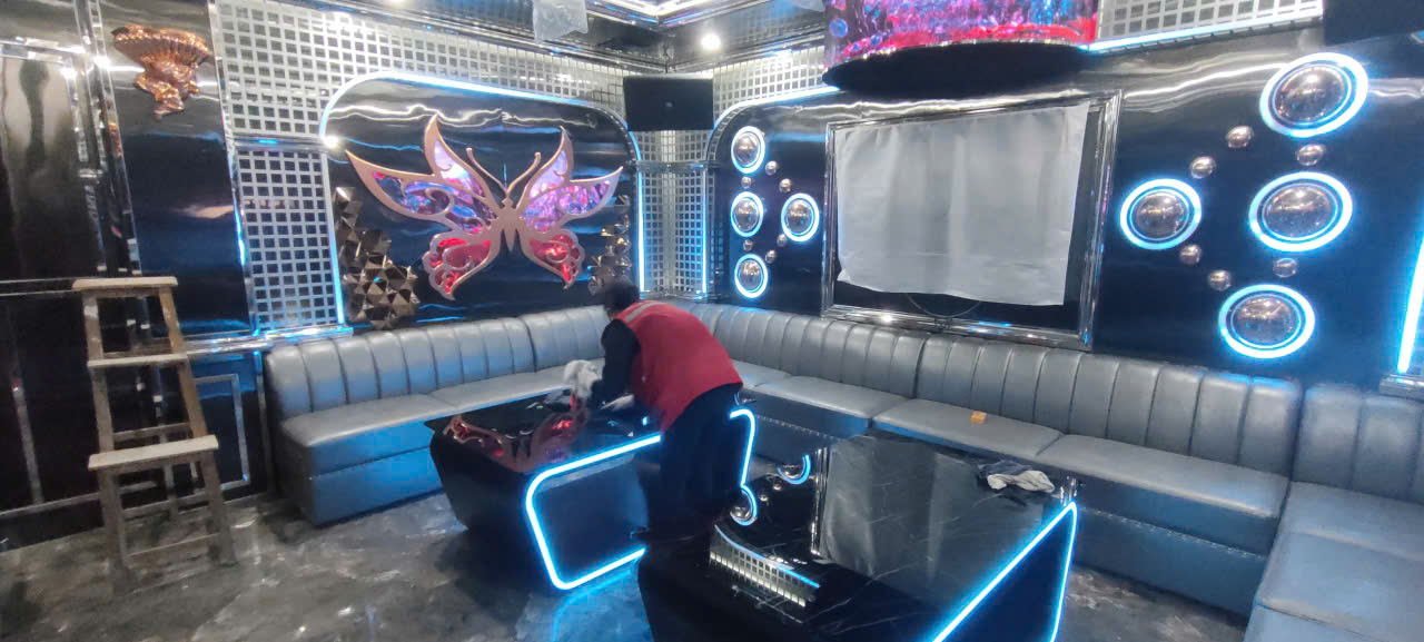 Hình ảnh thực tế dự án Vệ sinh quán Karaoke