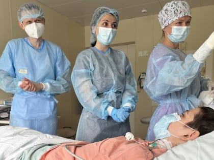 Красноярские врачи провели первую трансплантацию гемопоэтических стволовых клеток