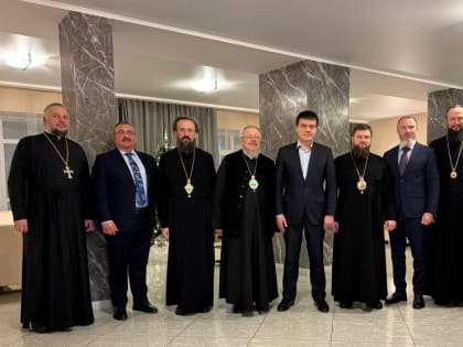 Губернатор поздравил жителей региона с Крещением