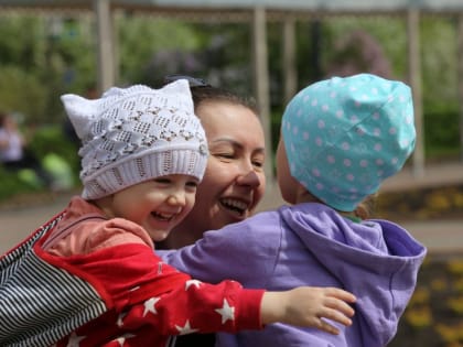 С этого месяца индексируются социальные и страховые выплаты на 7,4%