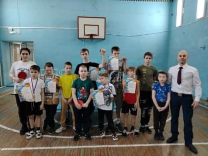 В Борской средней школе прошел новогодний турнир по настольному теннису