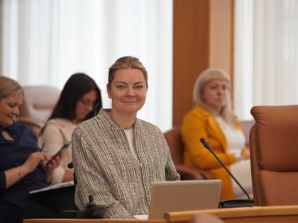 Мандат скончавшегося депутата Госдумы Чилингарова перешёл Наталье Каптелининой