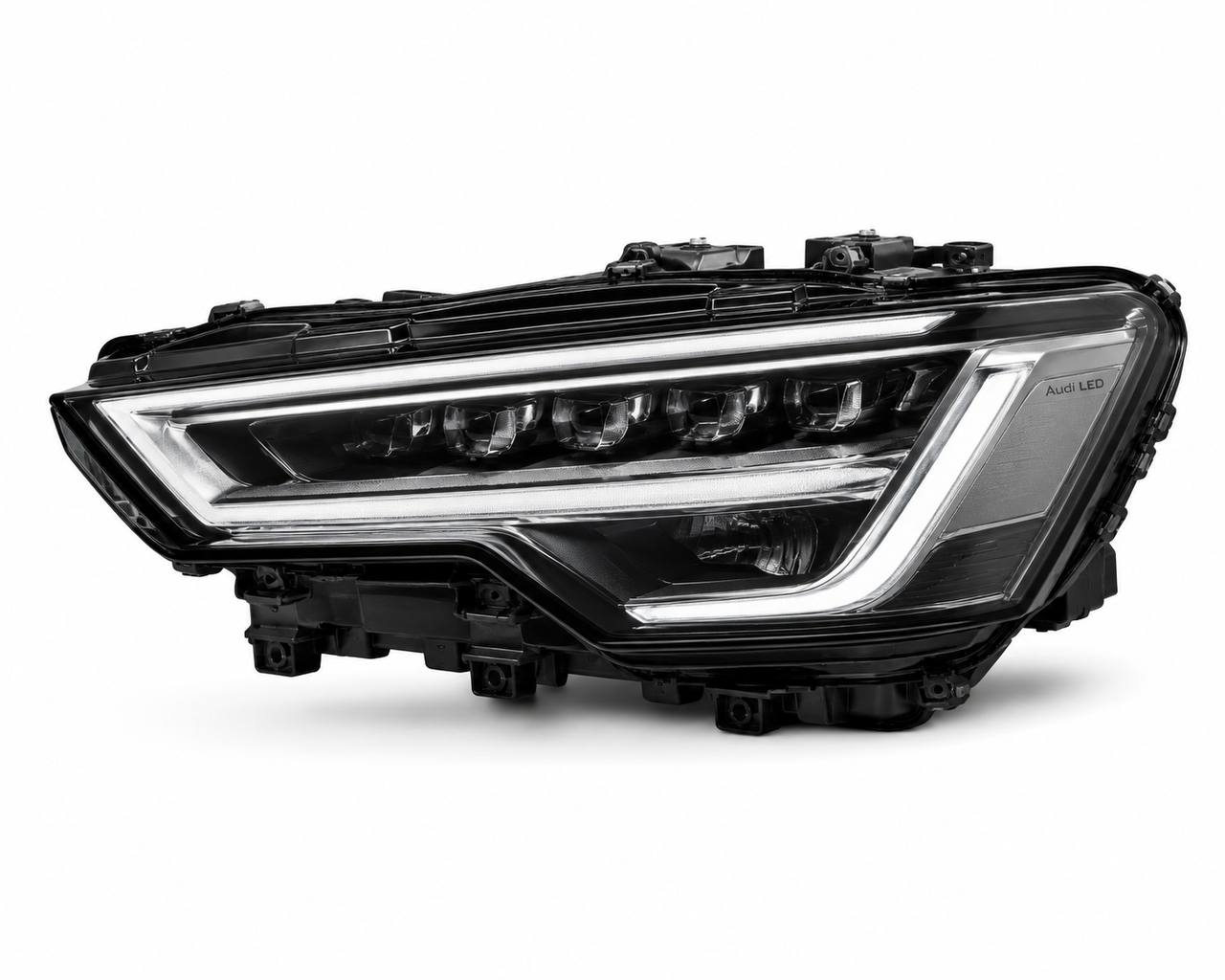Фара LED Audi A6