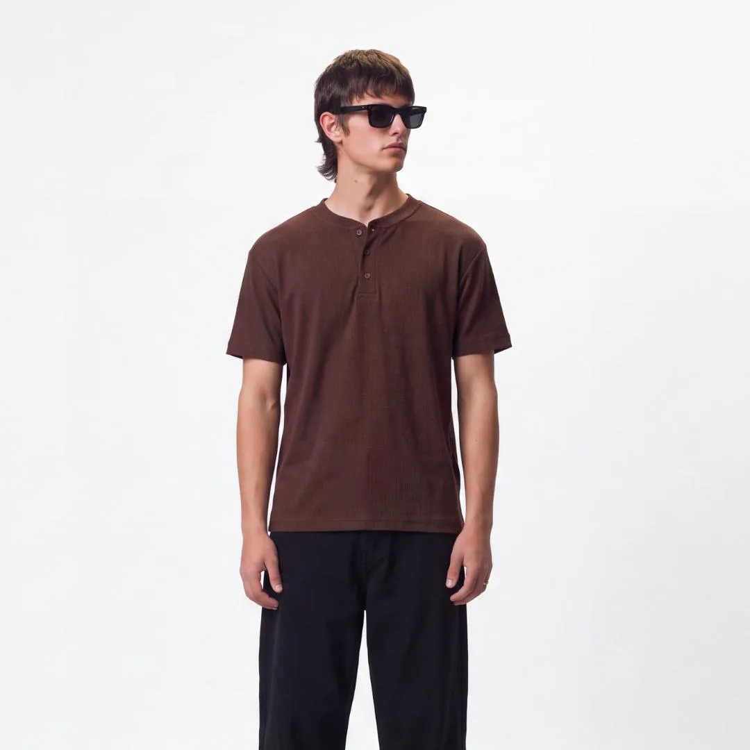Henley Fitted Tee Kaos Polos Lengan Pendek Knitwear Stretch