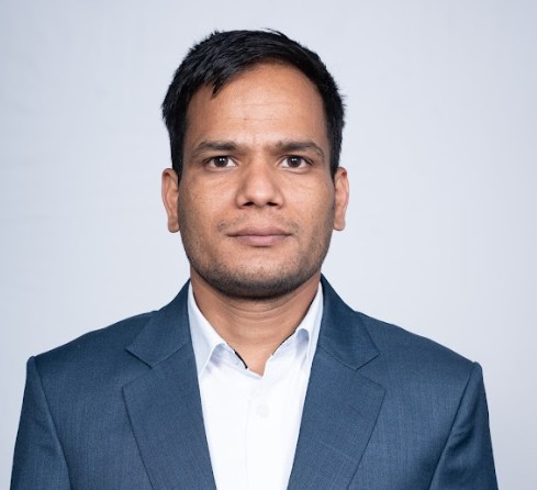 Mr. Komal Prashad Pant