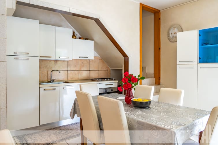 Rif.1619_T - Porzione di testa da ristrutturare a Santa Maria del Rovere