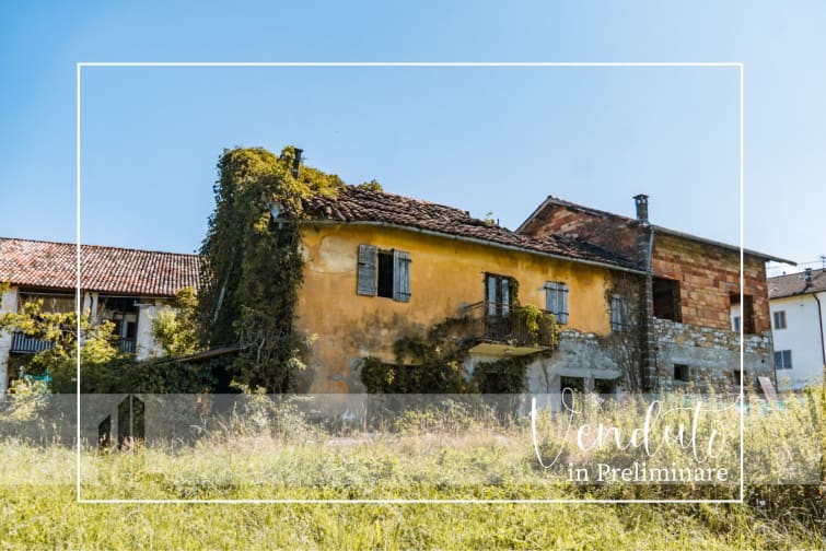 Rif. 1697 - Fabbricati da ristrutturare con terreno edificabile a Cet, Belluno