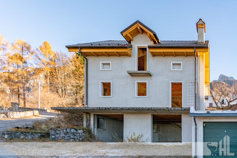 Rif.1500 -  Casa singola al grezzo a Irrighe di Chies d'Alpago