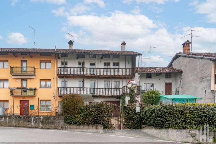 Rif.1554 - Porzione indipendente con giardino a Pedavena