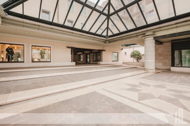 Rif. 1653 - Locale direzionale in centro a Conegliano