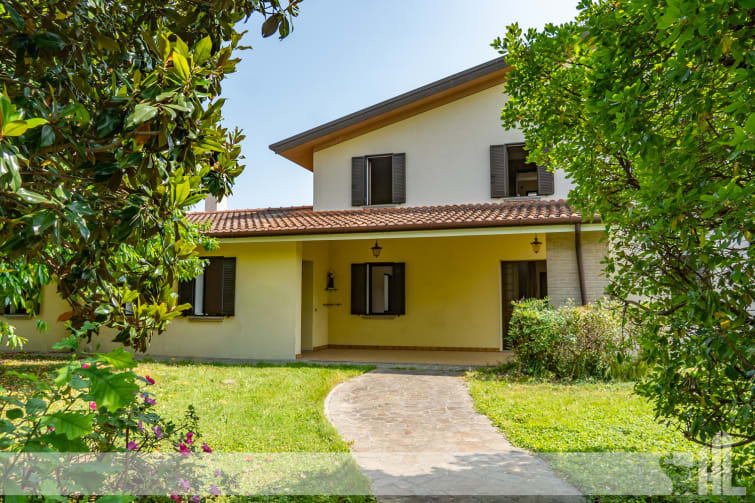 Rif.1721 - Bifamiliare con verde privato a San Fior