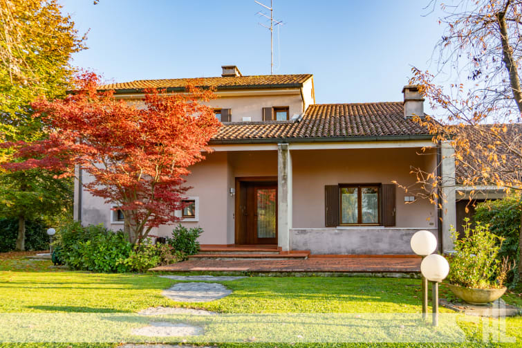 Rif. 1748 - Elegante villetta a San Pietro di Feletto