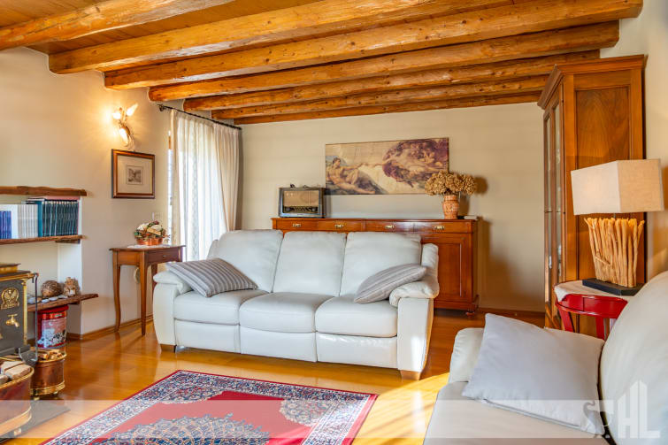 Rif. 1786 - Villa storica ristrutturata in centro a Feltre 