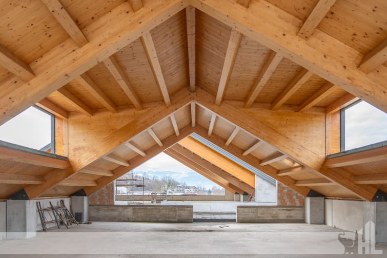 Rif. 1806 - Capannone dalle ampie dimensioni a Sedico 