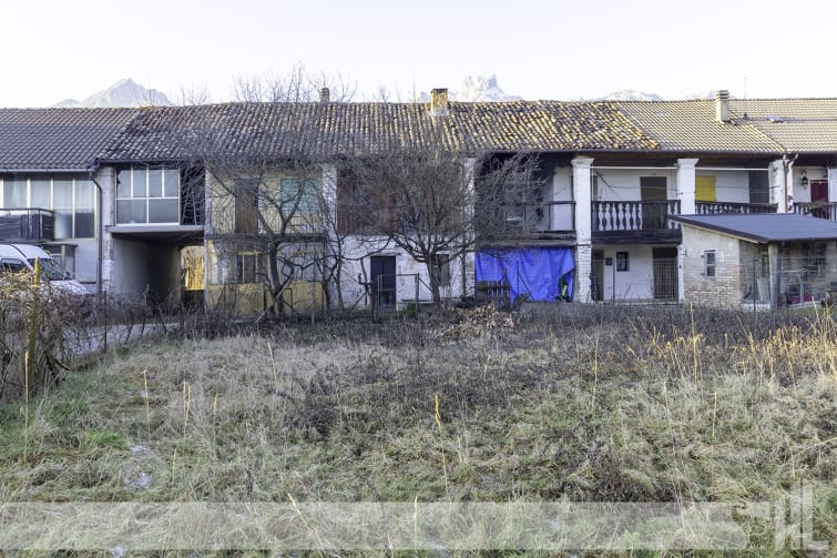 Rif. 1276 - Porzione Indipendente da Ristrutturare con Giardino a Santa Giustina